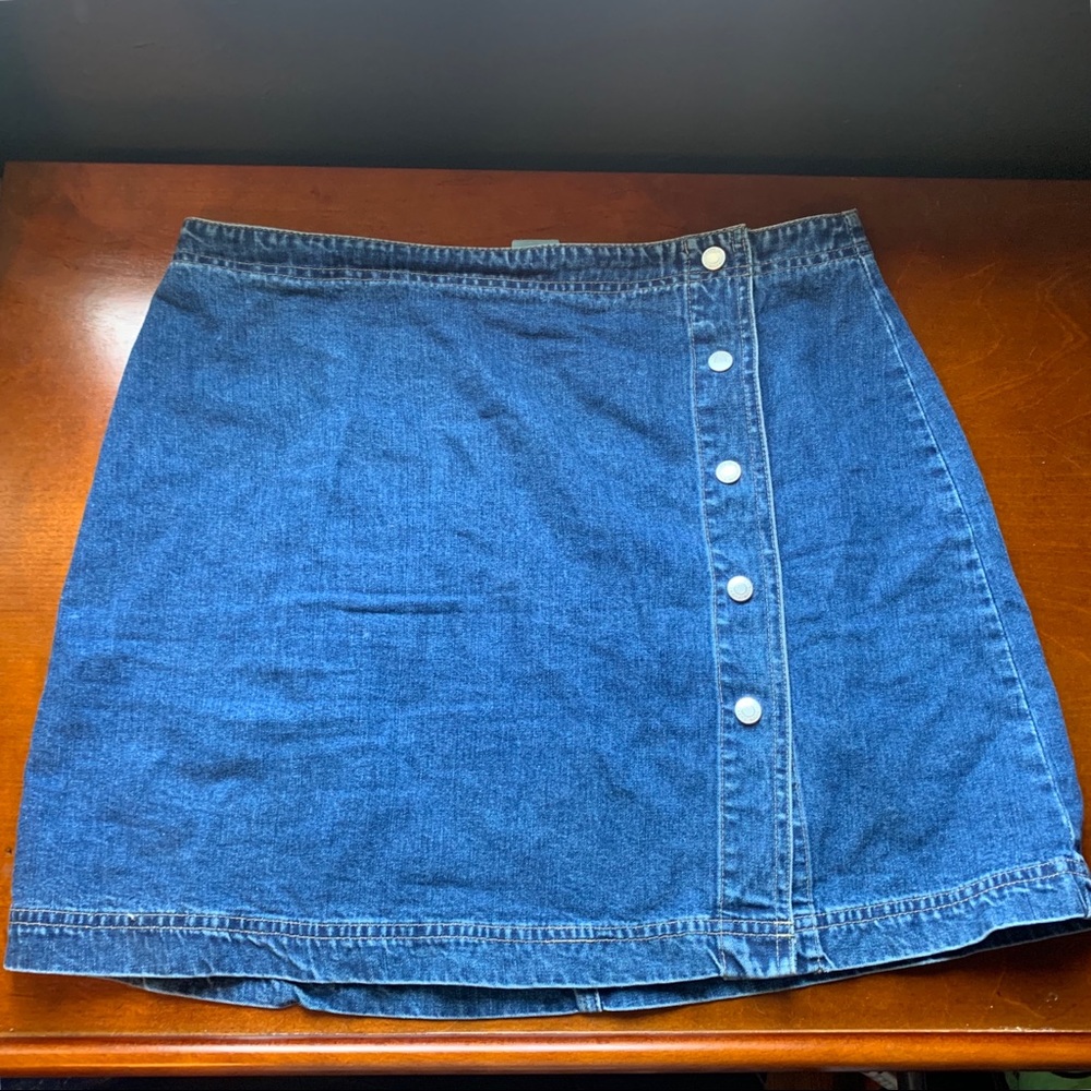 Vintage 90’s GAP button fly denim mini skirt